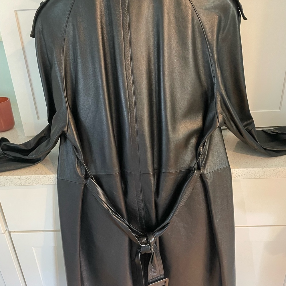 Black leather trench coat - Picture 6 of 6